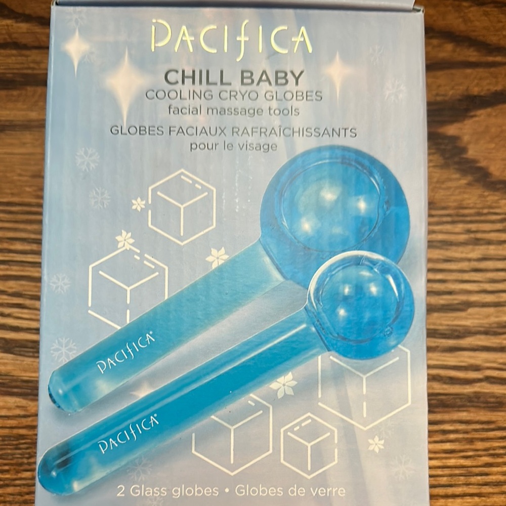 Pacifica Cooling Cryo Globes in Blue New in Box